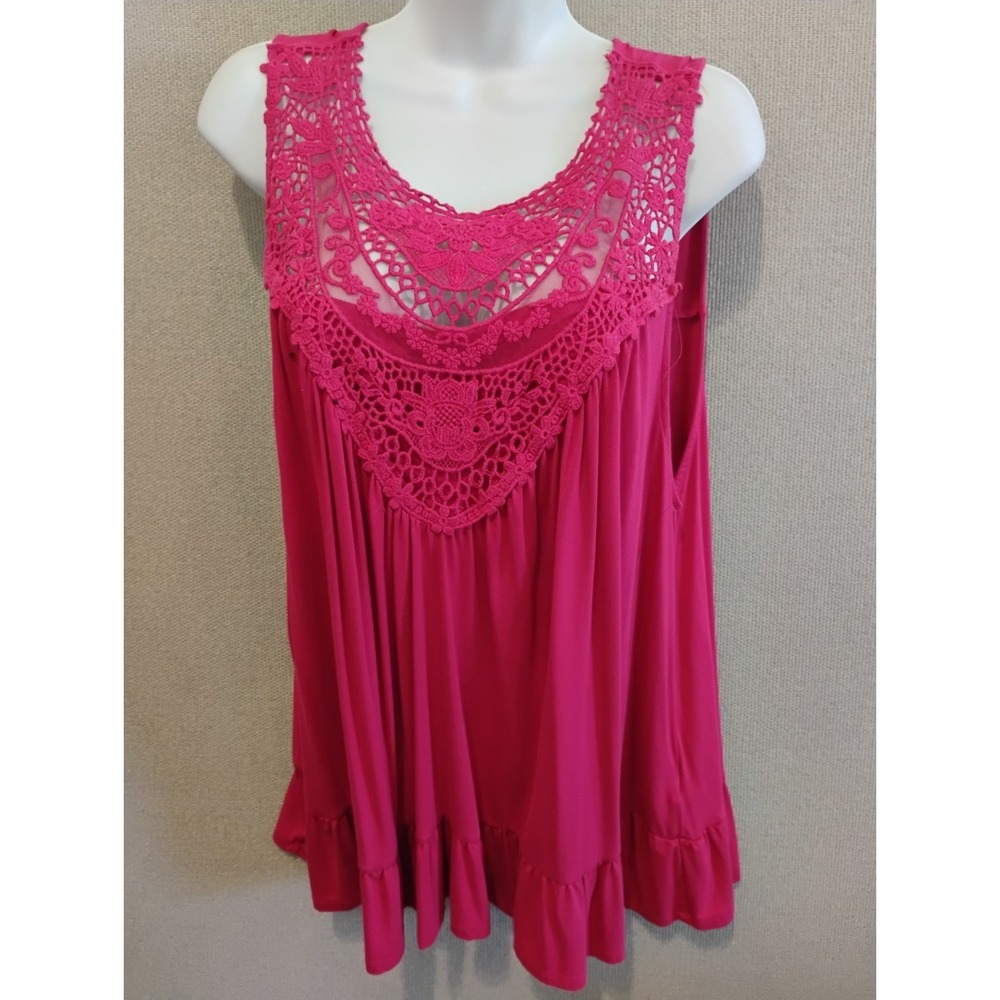 TORRID Super Soft Crew-Neck Lace Yoke Tank NWT Size 1X